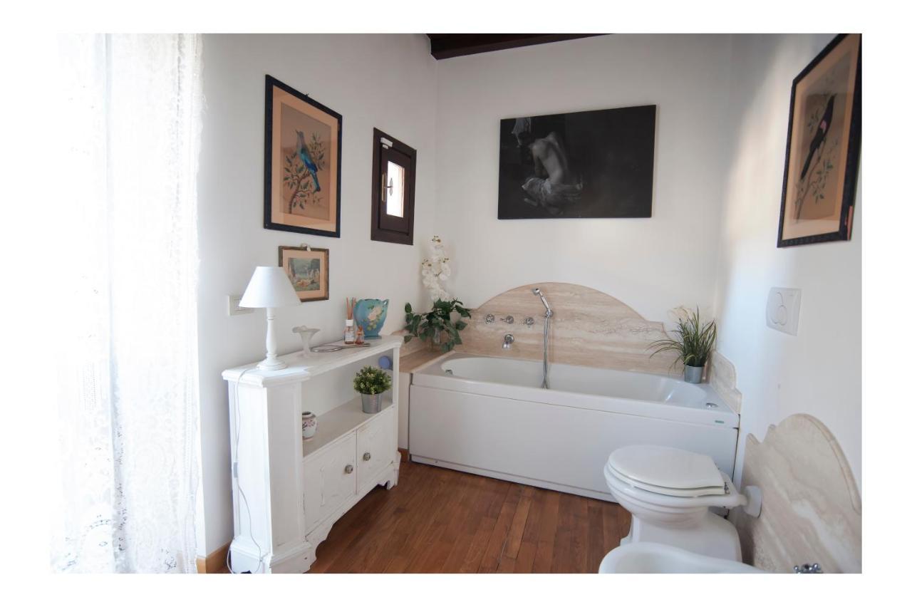 A Palazzo Fortebracci B&B ストリ エクステリア 写真