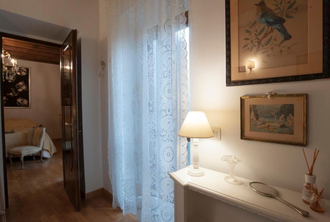 A Palazzo Fortebracci B&B ストリ エクステリア 写真